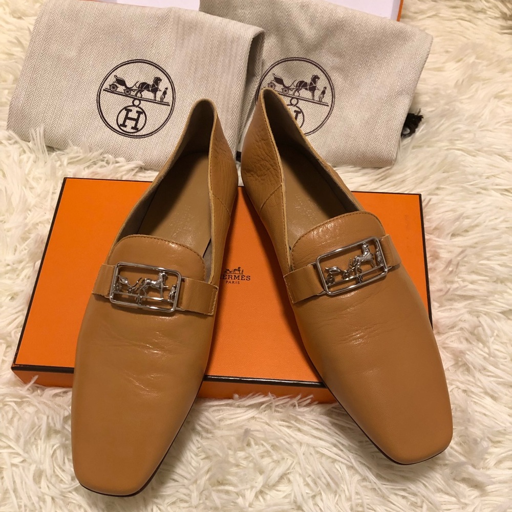 Hermès Loafer (Free YSL Lipstick & Mystery Clothes)
